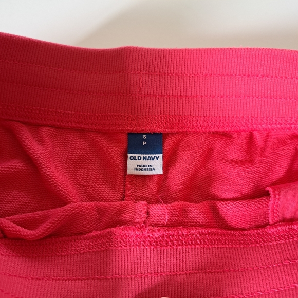 Old Navy Pink Shorts - Picture 4 of 5
